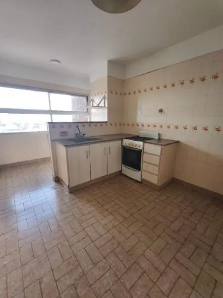 VENTA DEPTO. 5 AMB + COCHERA - VILLA PRIMERA - MAR DEL PLATA 5