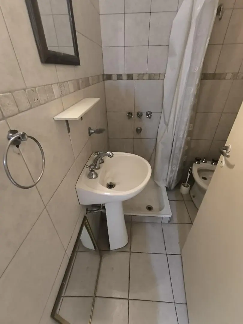 ALQUILER TEMPORARIO | MONOAMBIENTE CON BALCÓN S/MUEBLES 4