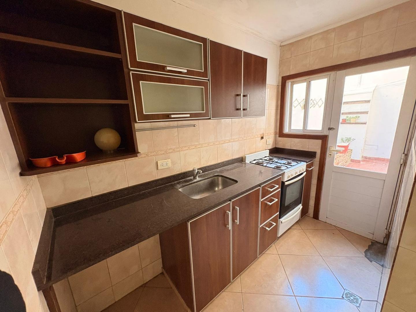 Foto de ALQUILER | PH 2 ambientes con patio, imagen 5