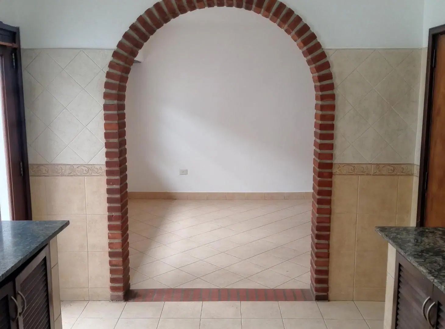 Chalet en PH 4 amb. Planta Alta a la calle 4