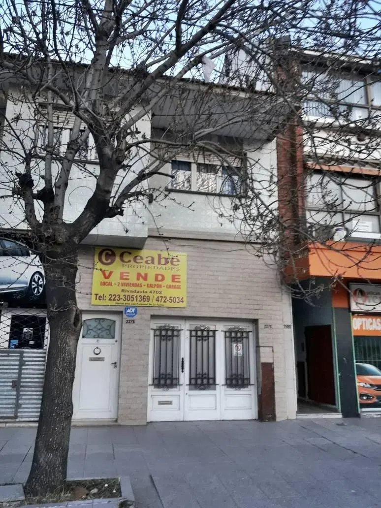 VENTA LOCAL 3 viviendas ,losa apto galpón, garage VENTA URGENTE 2