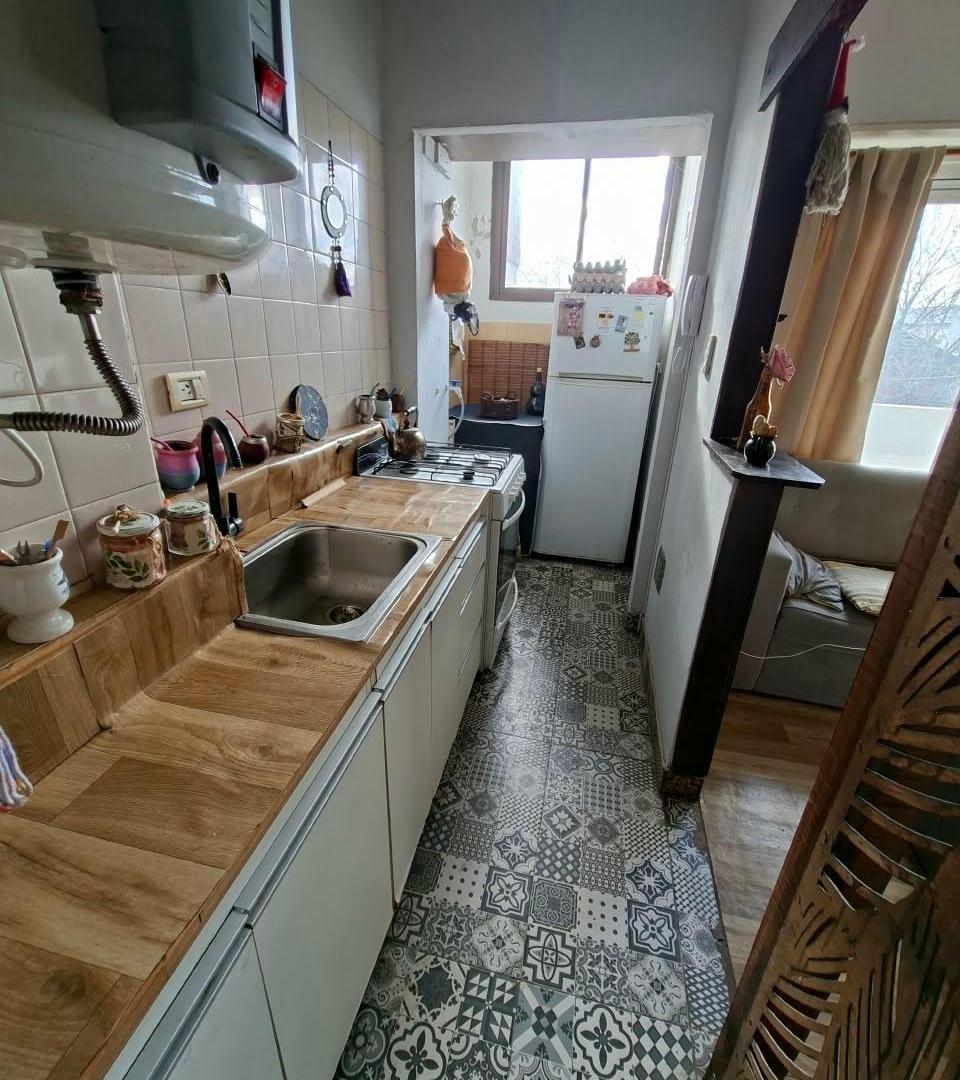 Foto de VENTA DEPARTAMENTO 3 AMB. BALCON, COCHERA ZONA ALEM, imagen 2