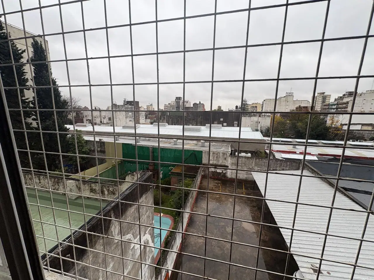 Floresta: 2 ambientes cfte. con balcón Av. Avellaneda y J.B. González 4