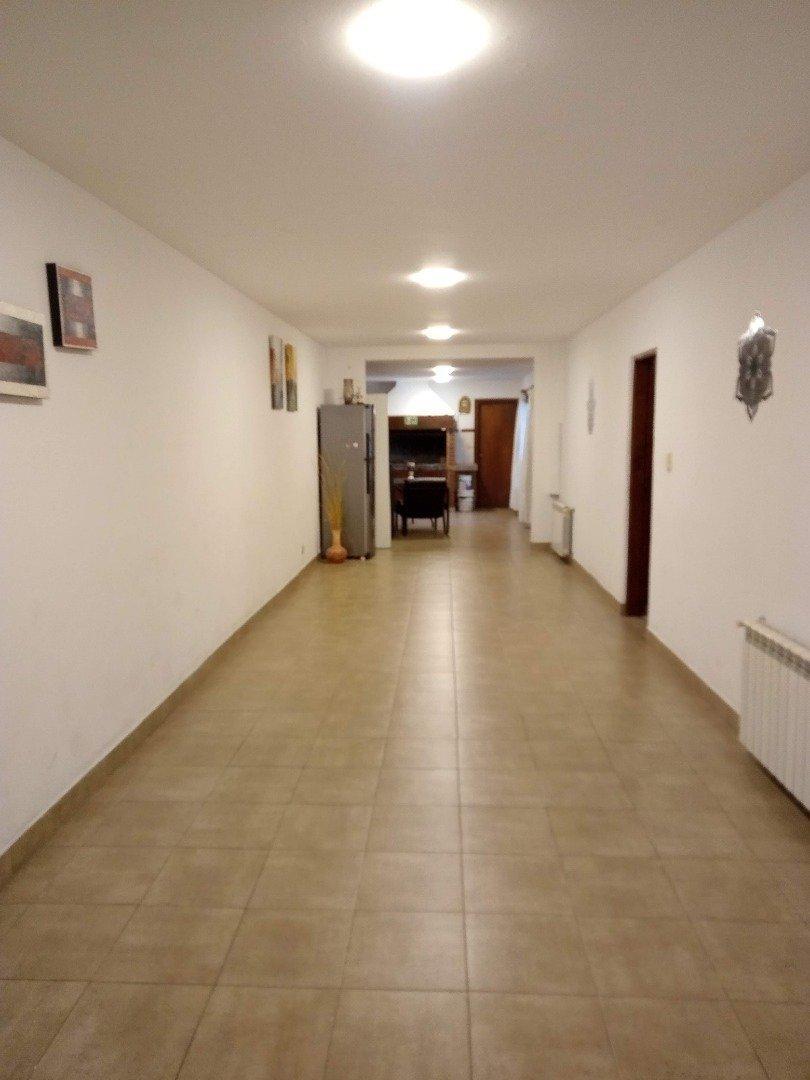 Foto de Amplia propiedad con departamento independiente barrio Los Pinares, imagen 5