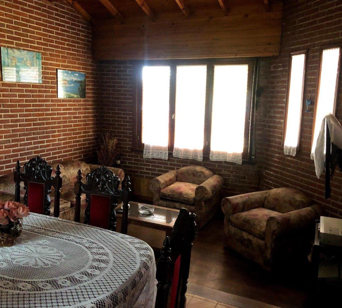 Chalet 4 Ambientes Desarrollado en 2 Plantas Formosa 5300 4