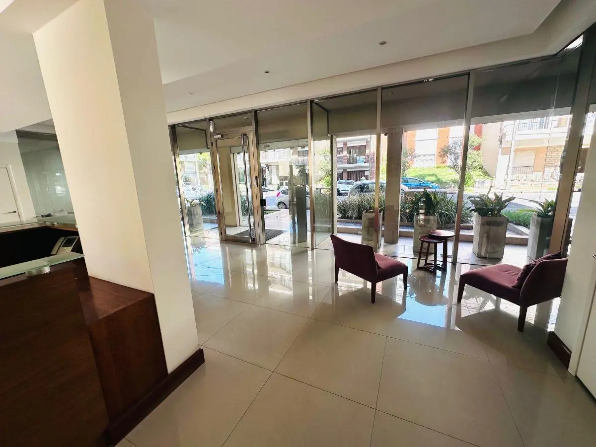 Semipiso moderno 2 ambientes con cochera y amenities Playa Grande 2