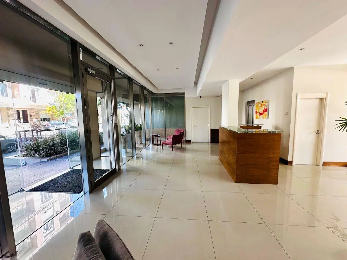 Semipiso moderno 2 ambientes con cochera y amenities Playa Grande 5