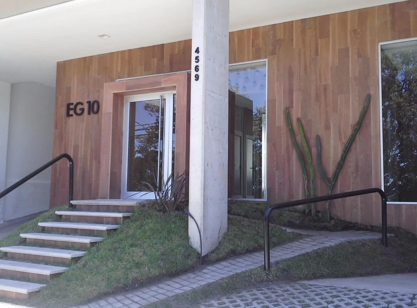 ALQUILER TRES AMBIENTES -PLAYA GRANDE- 3