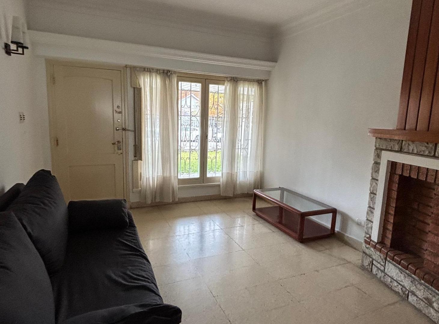 Foto de ALQUILER - CASA DE 4 DORMITORIOS - LAVALLE 2500, imagen 1