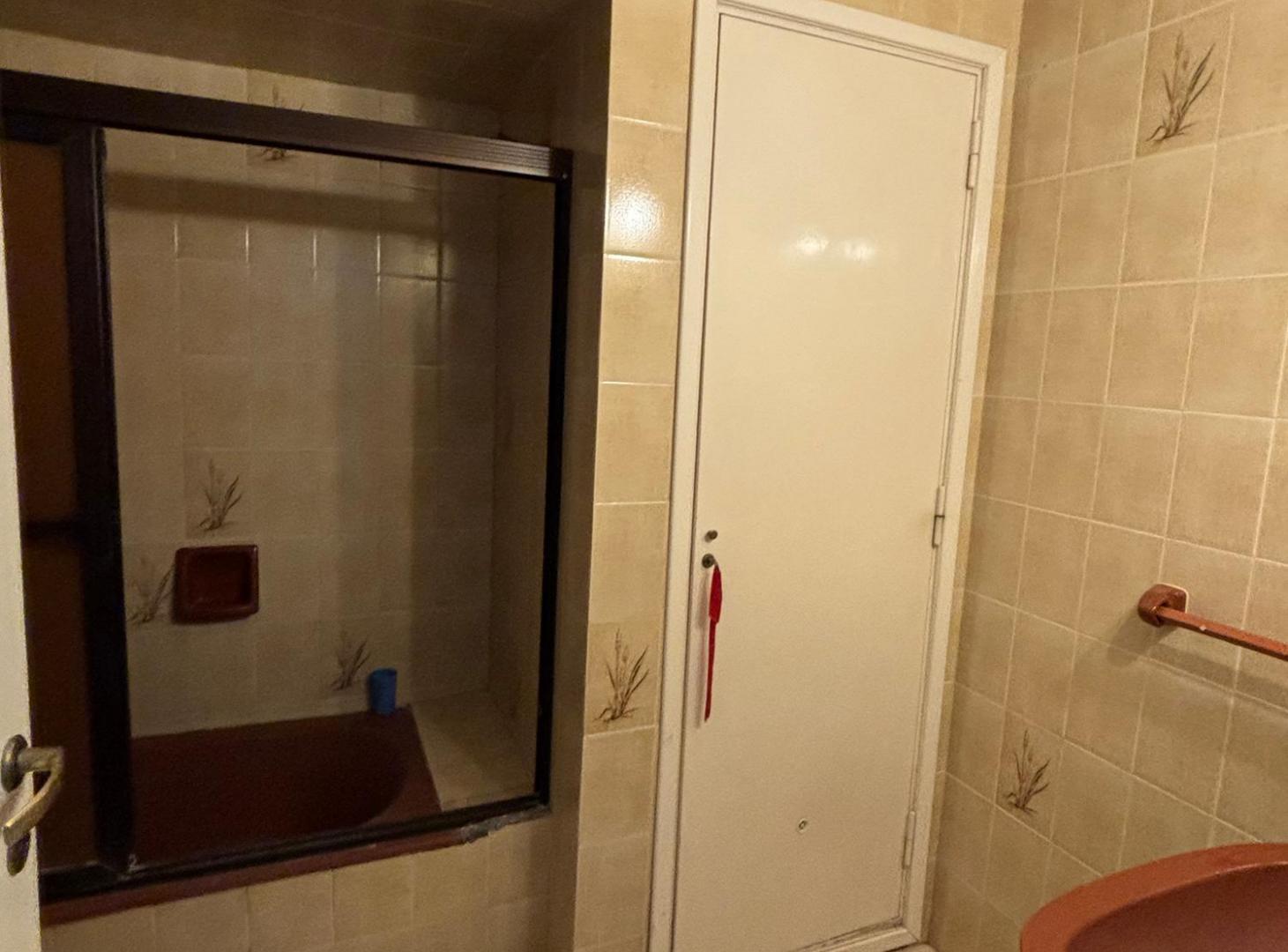Foto de ALQUILER - CASA DE 4 DORMITORIOS - LAVALLE 2500, imagen 3