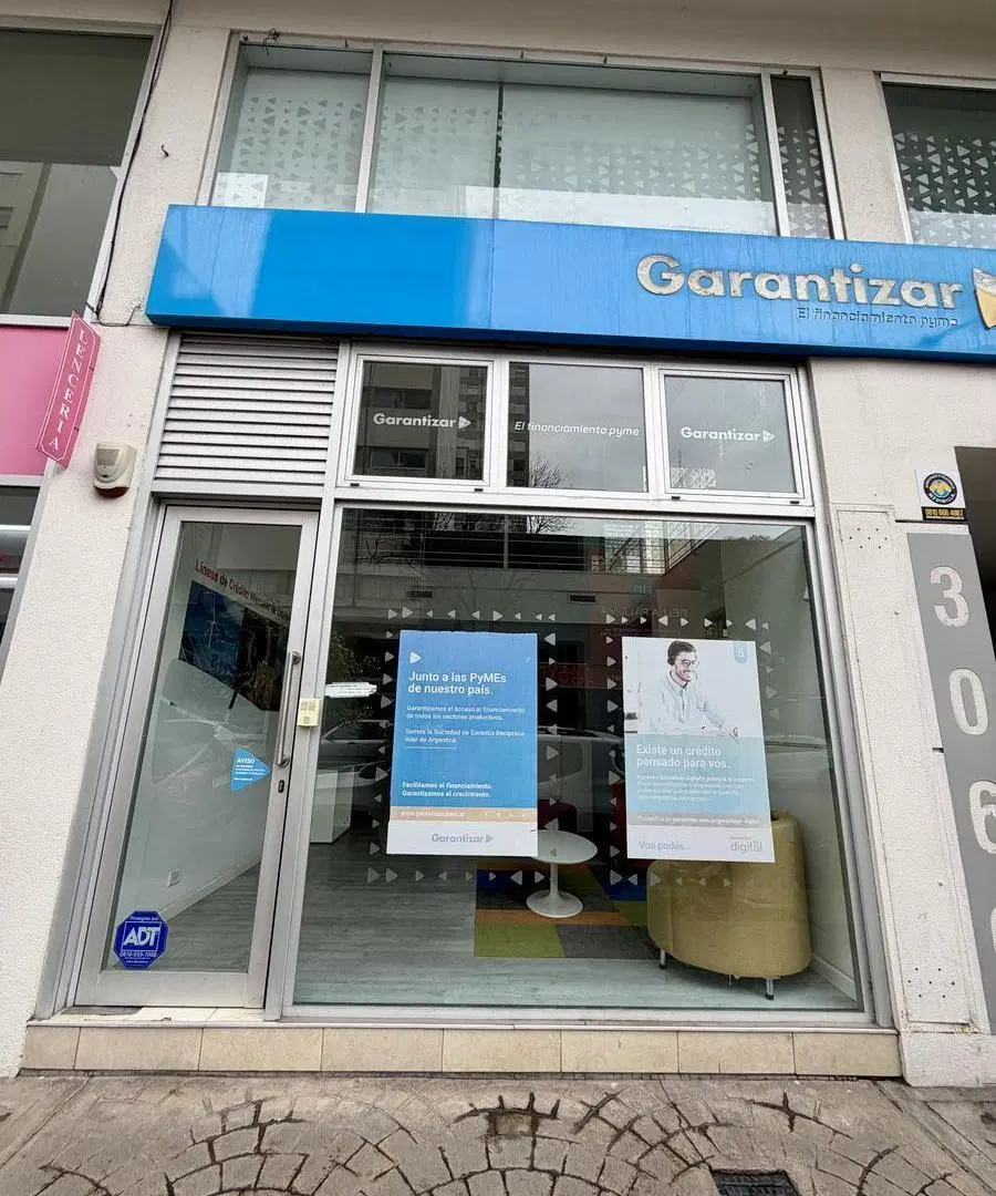 Local comercial zona Shopping los gallegos 1
