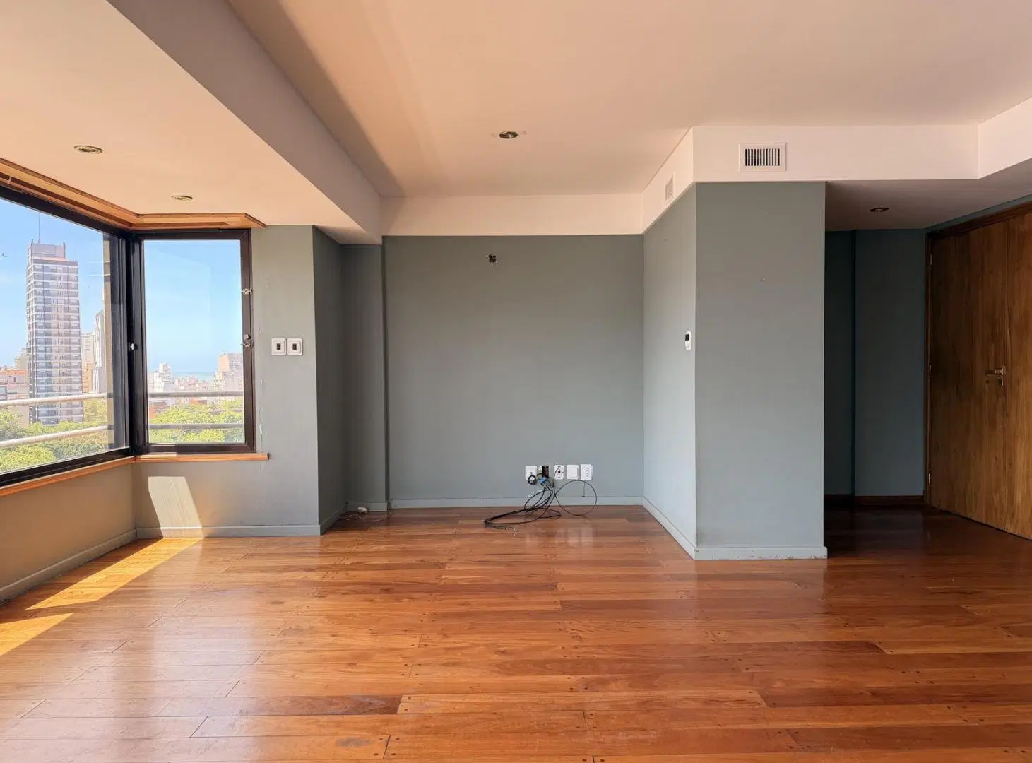 Piso en Venta 5 ambientes Zona Diagonal Pueyrredon 5