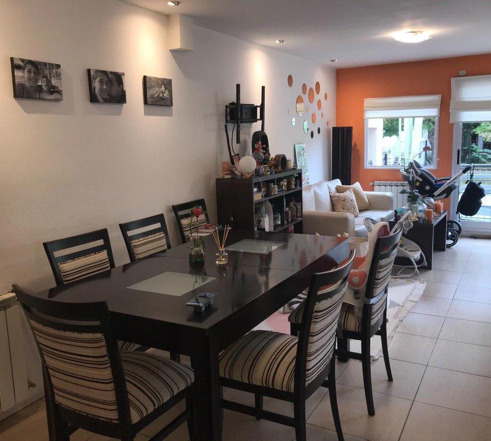 Foto de Moderno Triplex 3 amb con dependencia de servicio c/ garage Z/San Carlos, imagen 3