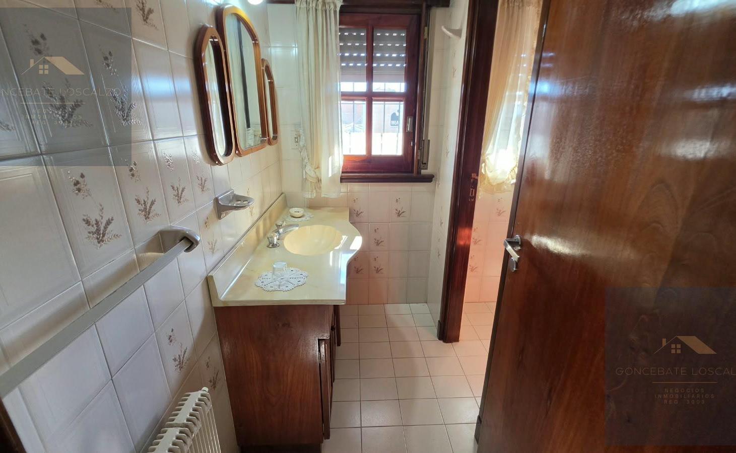 Foto de Oportunidad casa en venta barrio Las Lilas, imagen 1