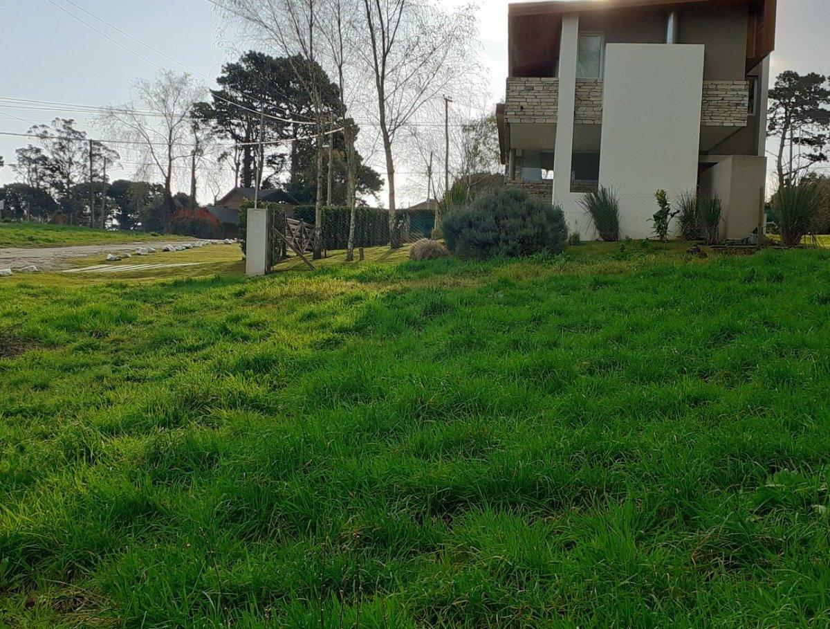 LOTE EN VENTA EN SIERRA DE LOS PADRES