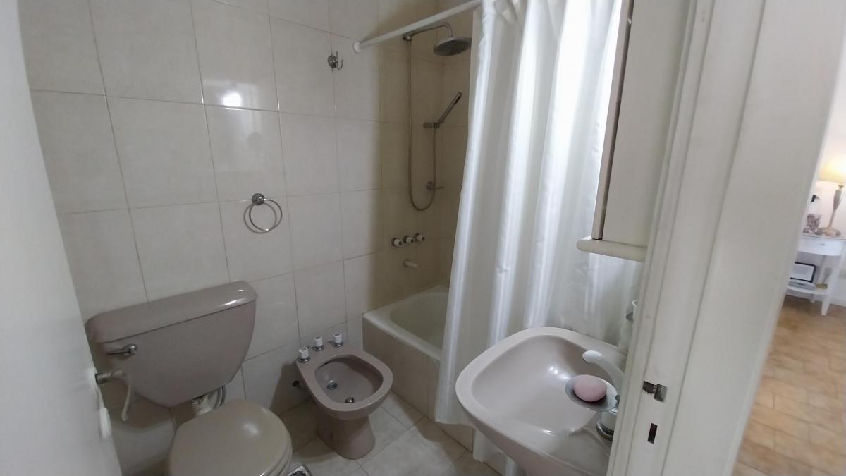 Departamento de 4 Amb. en Venta en Mar del Plata. 5