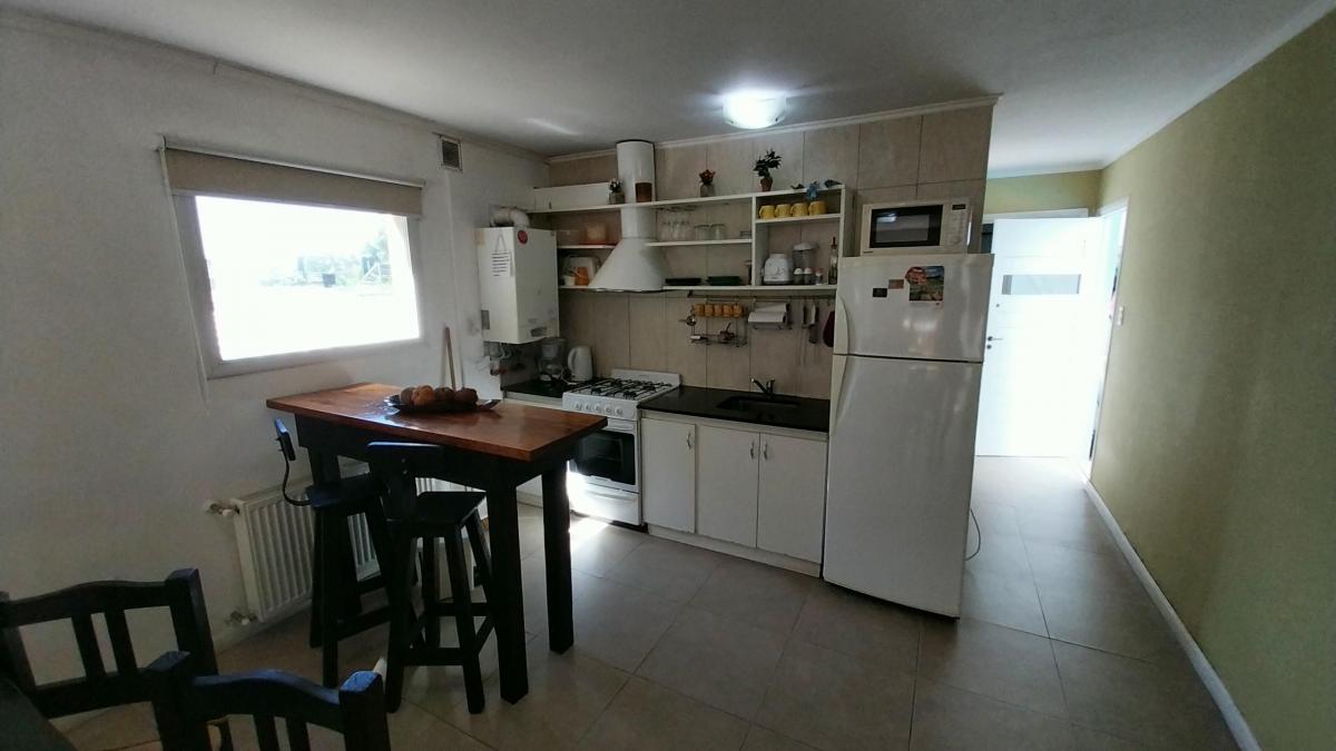 Foto de Dos unidades en venta en Sierra de los Padres. Piscina climatizada y, imagen 4