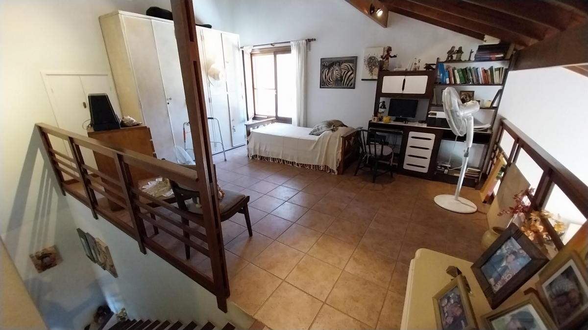 Foto de Chalet en venta en Sierra de los Padres. Gas natural. A 3 cuadras de la, imagen 2