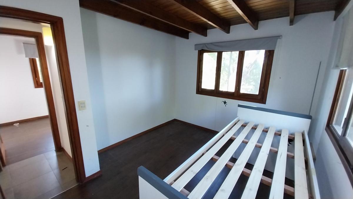 Foto de Chalet RETASADO en venta en Sierra de los Padres. Zona Capilla. Fácil, imagen 2