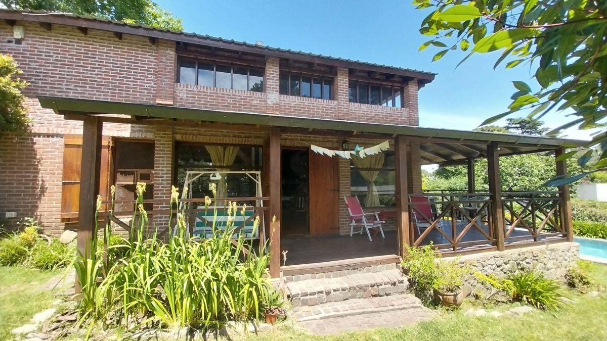 Foto de RETASADO!! Hermoso Chalet en venta en Sierra de los Padres con gas, imagen 3