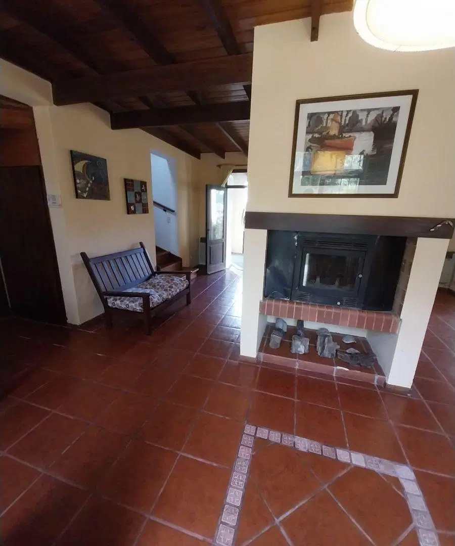 Excelente casa en venta en Sierra de los Padres. Gas natueal. Apta crédito 5