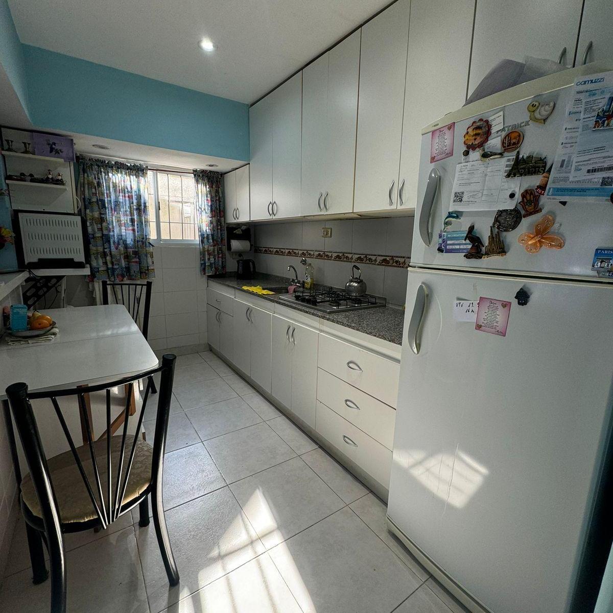 PH 3 ambientes, con patio y jardin.