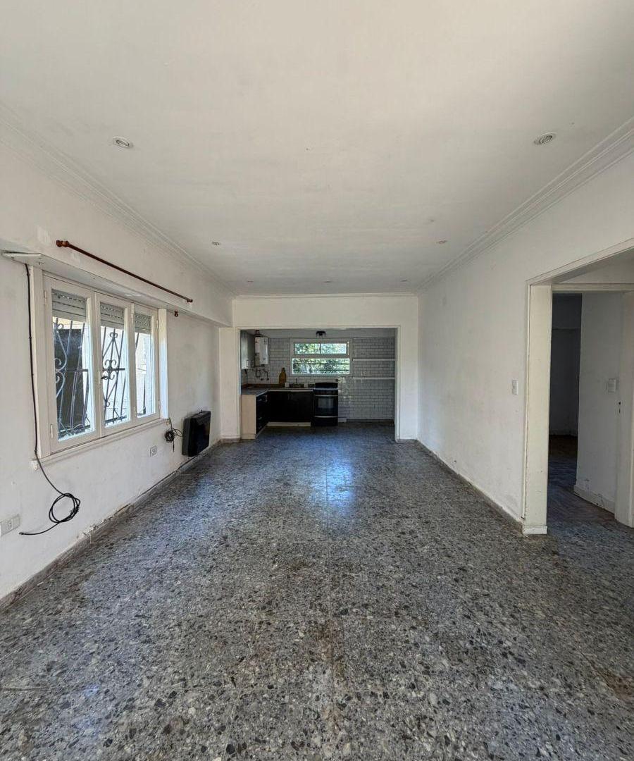 Foto de Chalet 3 ambientes, emplazado en 1 planta, barrio Zacagnini, imagen 4
