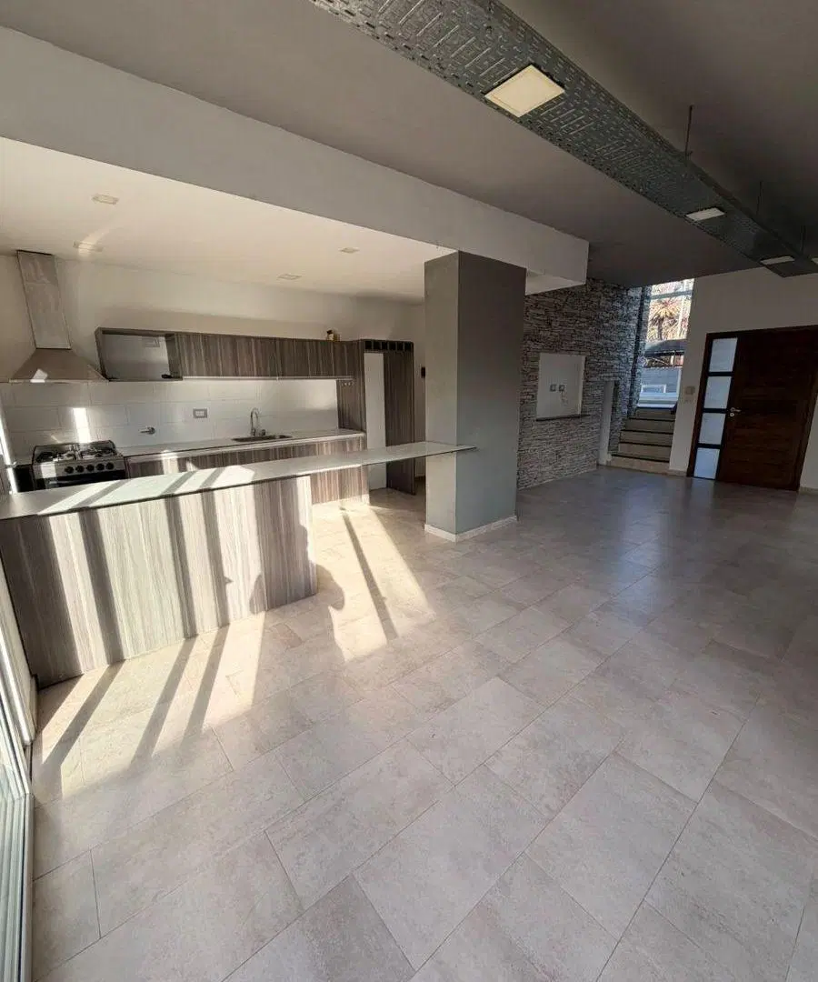 Duplex 4 ambients, barrio Caisamar, Apto credito. 5