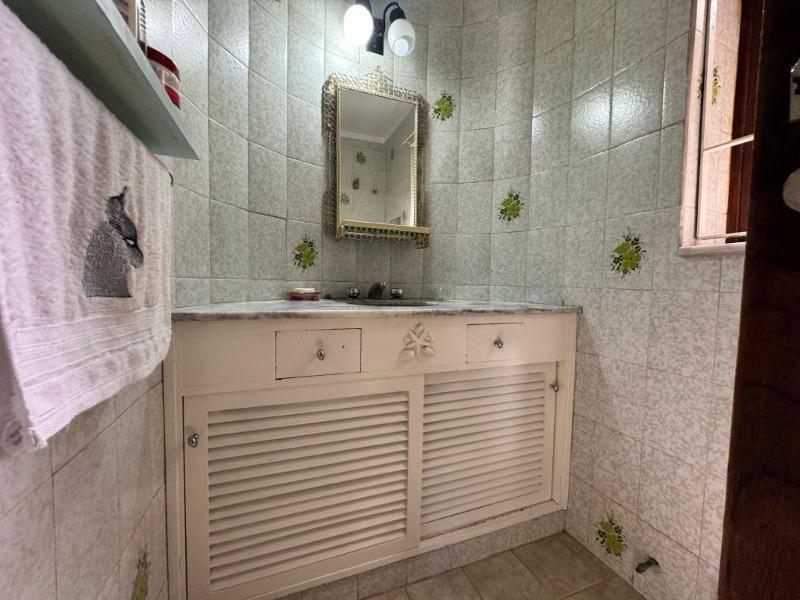 Chalet 6 Ambientes en Barrio Pinos de Anchorena 5