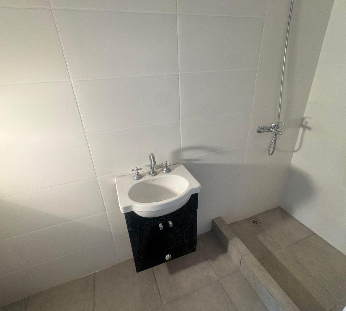 Foto de VENTA LOCAL RECICLADO, imagen 3