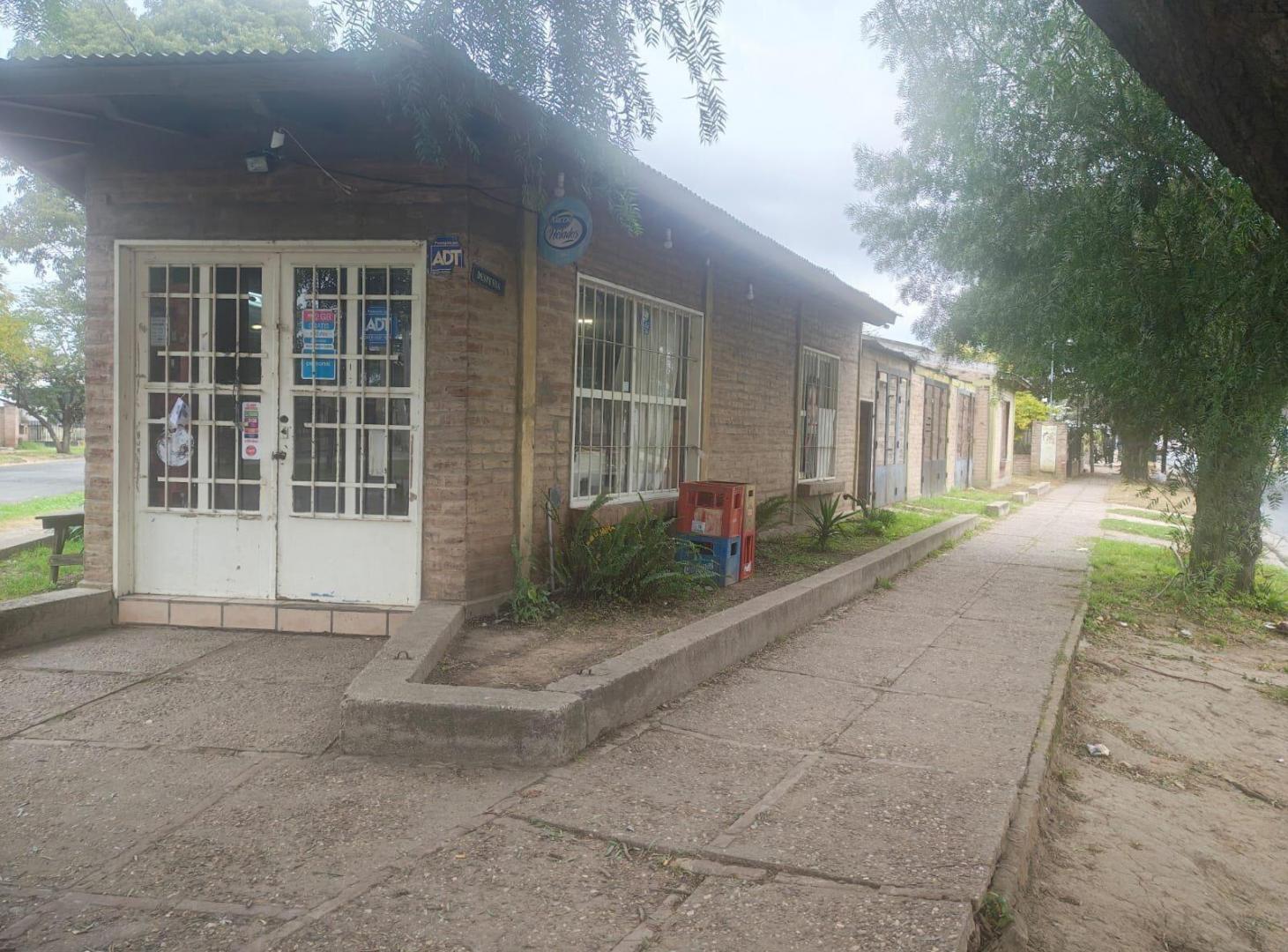 Departamentos y Local en venta Marques de Sobremonte