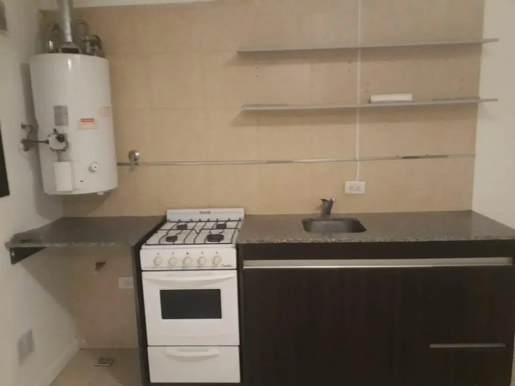 VENTA PH 2 AMB. C /COCHERA ,3 DE FEBRERO 4600 MAR DEL PLATA 3