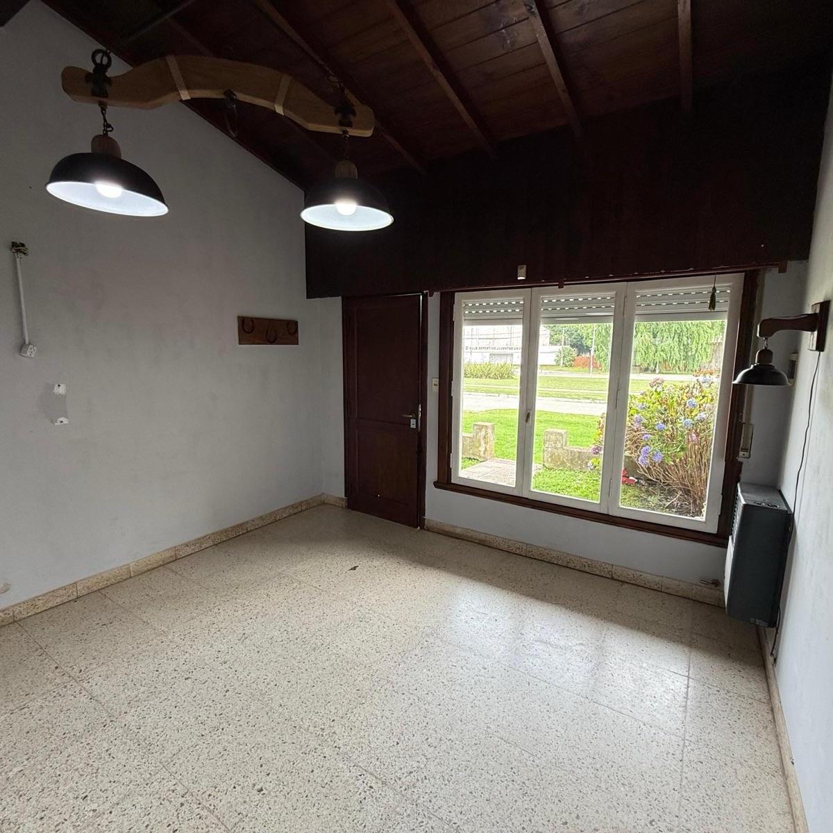Foto de Casa en venta en General Madariaga, imagen 2