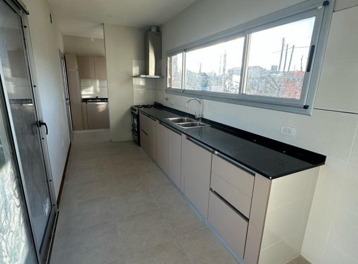 Foto de Casa a estrenar en General Madariaga, imagen 3