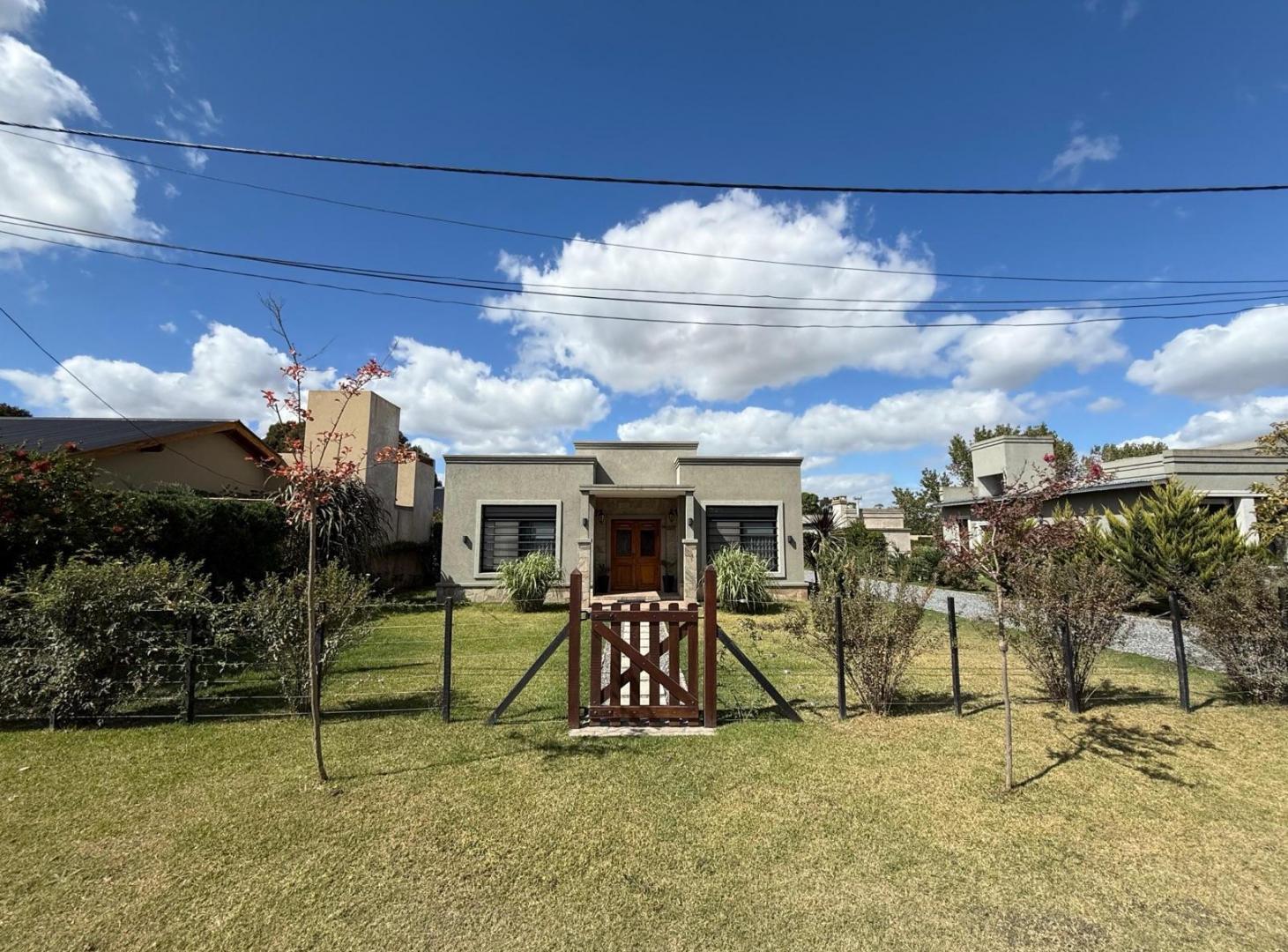 Hermosa Casa en Madariaga