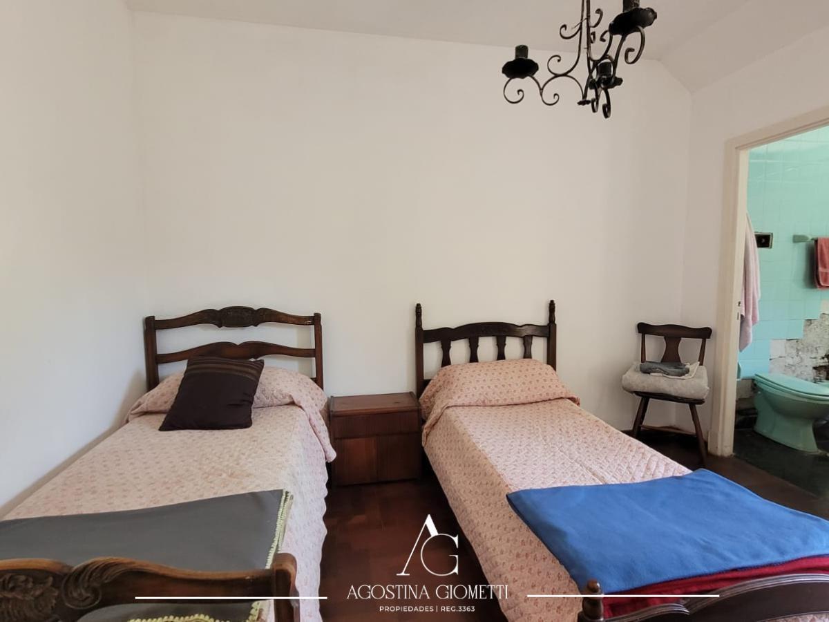 Z/ Divino Rostro. Casa 4 Amb C/ Depen. Jardin 1