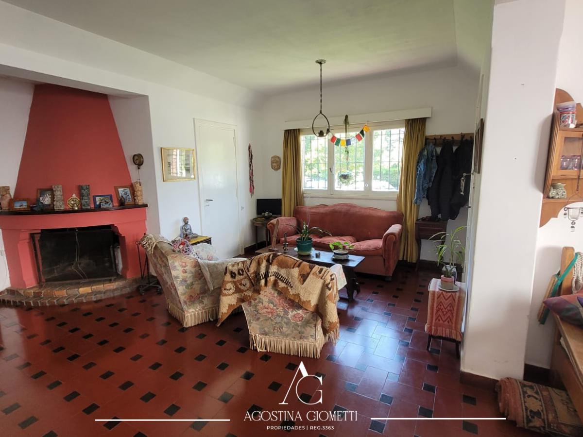 Z/ Divino Rostro. Casa 4 Amb C/ Depen. Jardin 3