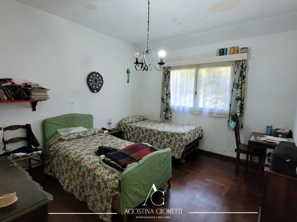 Z/ Divino Rostro. Casa 4 Amb C/ Depen. Jardin 2