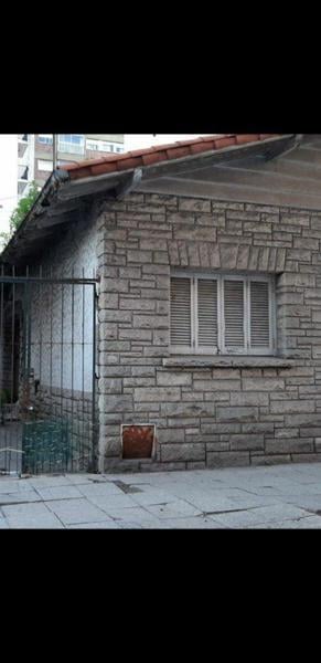 Foto de Macrocentro. Casa posibilidad de construcción edilicia. R1, imagen 1