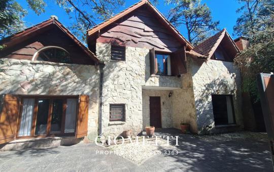 Foto de Casa en el Bosque Peralta Ramos, imagen 2