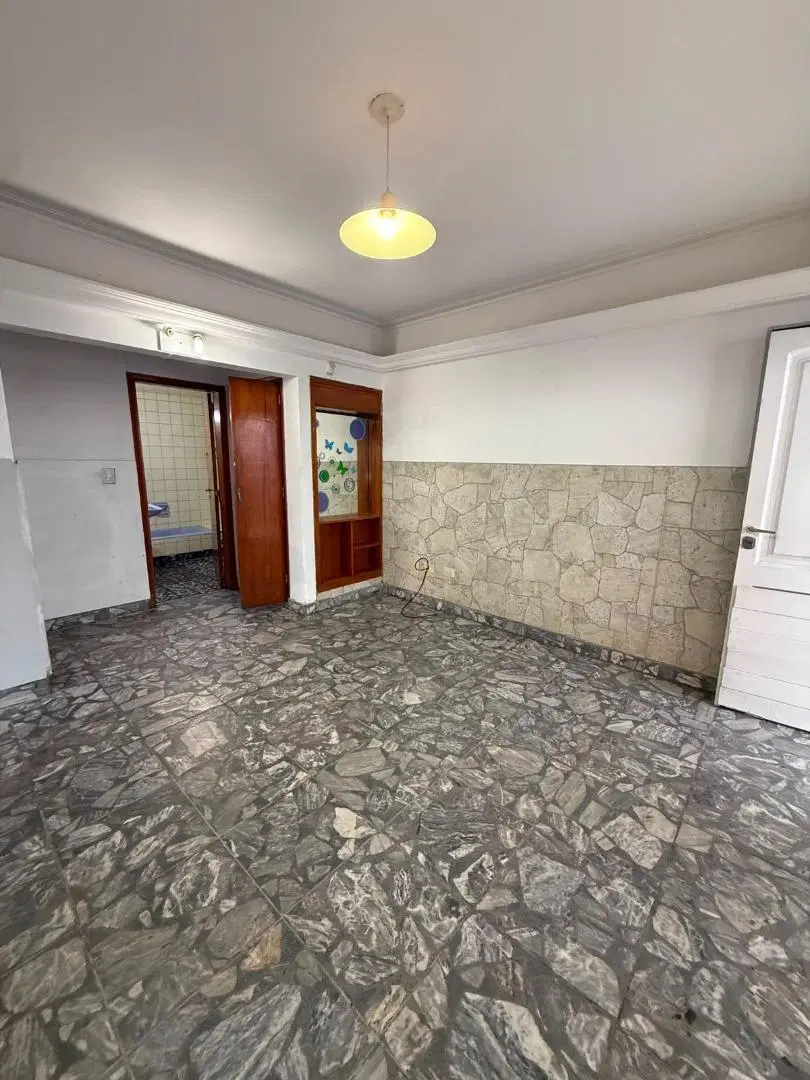 VENTA PROPIEDAD EN BLOCK EN ZONA COMERCIAL LURO Y BRONZINI 5