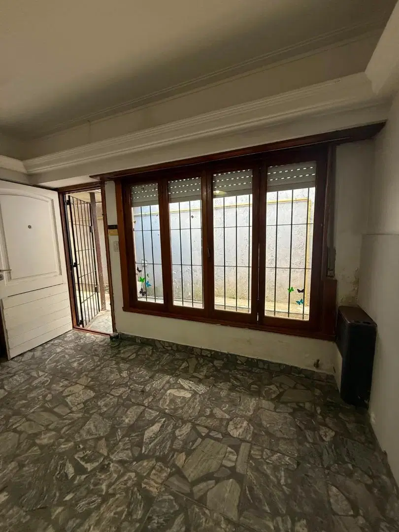 VENTA PROPIEDAD EN BLOCK EN ZONA COMERCIAL LURO Y BRONZINI 4