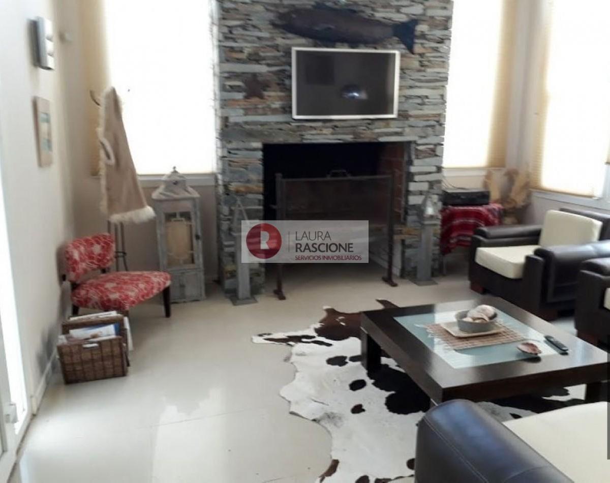 Casa a m del Golf de Carilo (C) 4