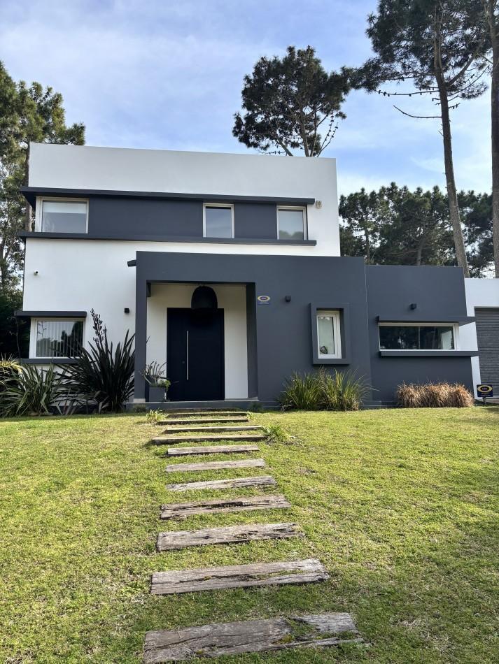 CASA ALAMOS II - DE LA DERIVA - PINAMAR