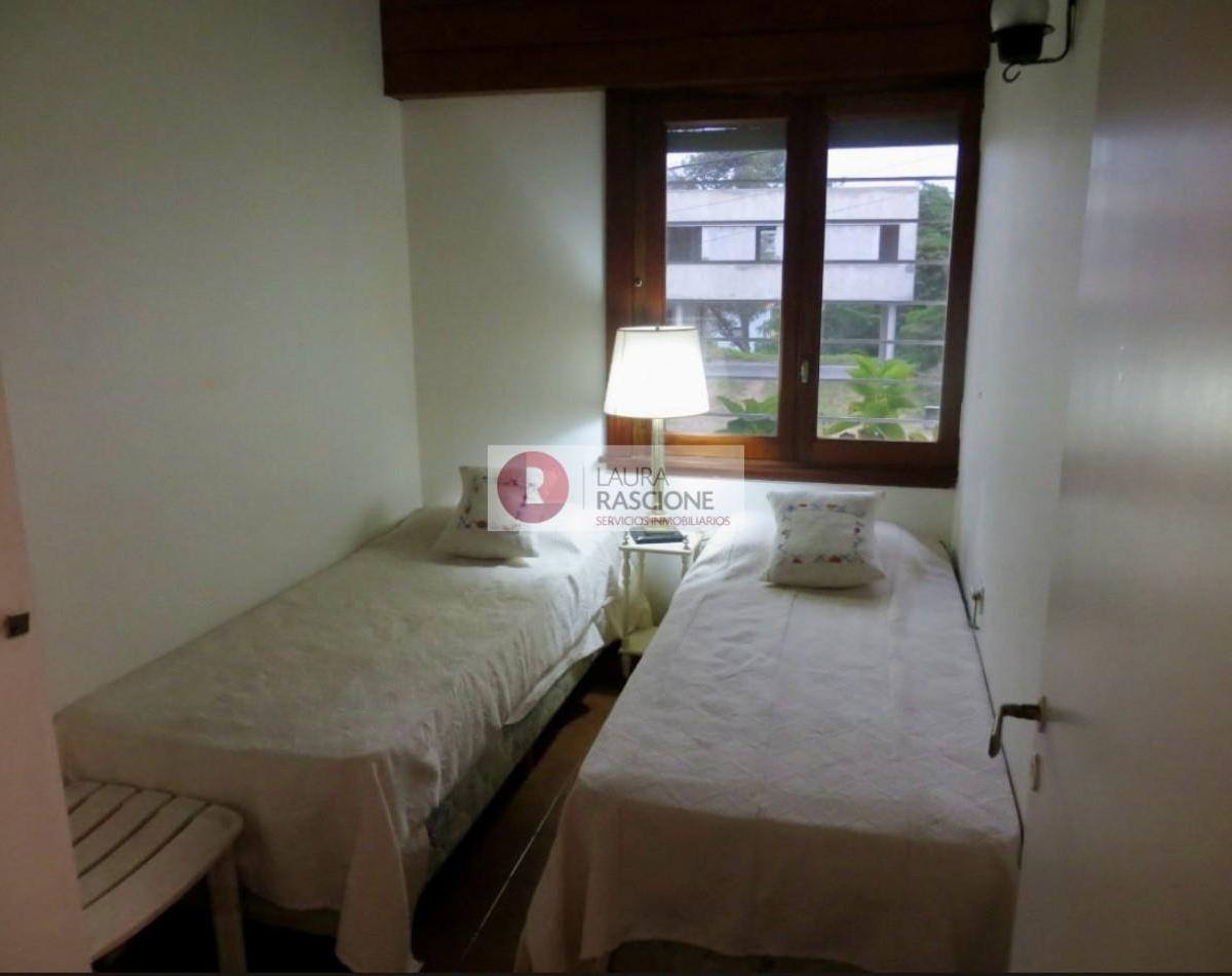 Foto de CASA 4 AMB Centro de PINAMAR, con parque a 150m del MAR, imagen 4