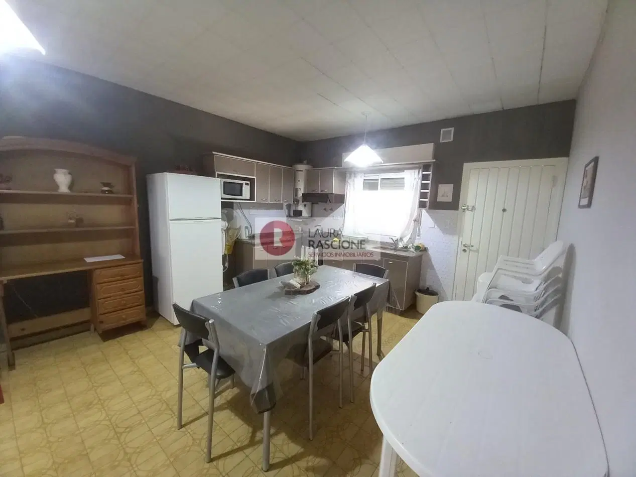OPORTUNIDAD -CASA TRES AMBIENTES EN MAR DE OSTENDE 4