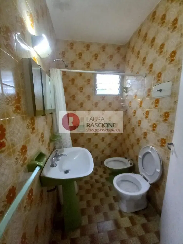 OPORTUNIDAD -CASA TRES AMBIENTES EN MAR DE OSTENDE 3