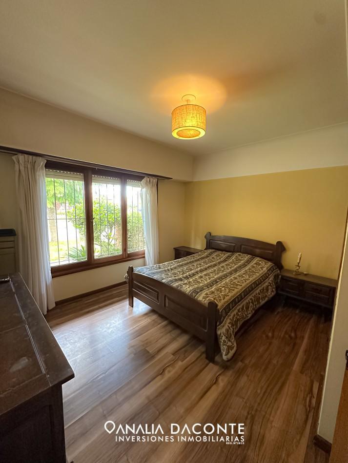 Chalet 7 Amb con Jardin en San Jeronimo 2