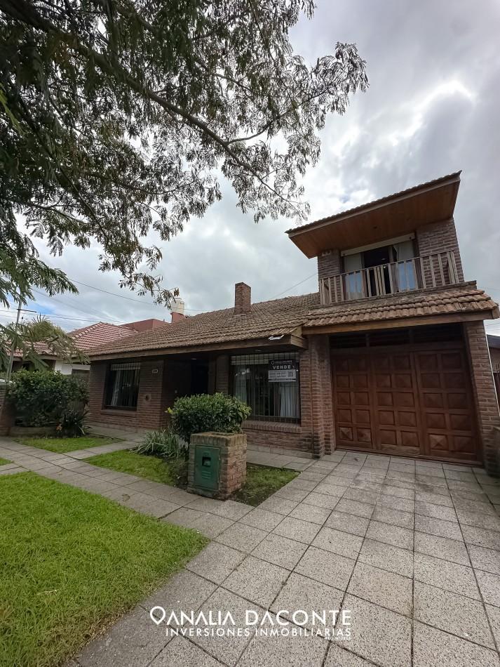 Chalet 7 Amb con Jardin en San Jeronimo 4