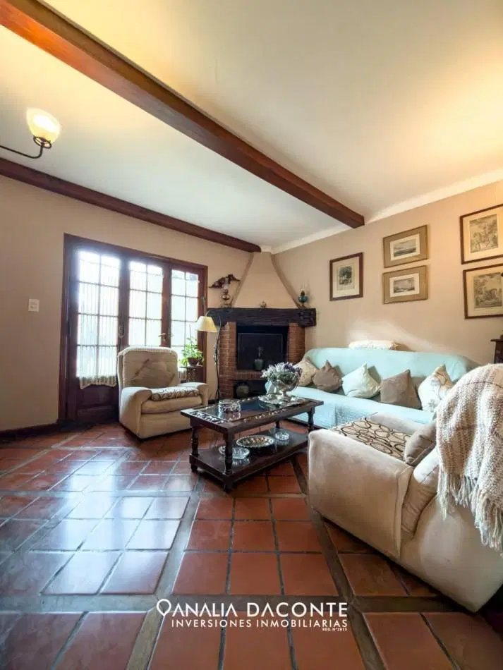 Importante chalet 5 amb con parque y garage. San Jose 3